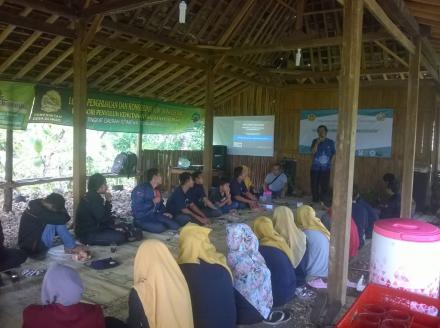 LATIHAN DASAR KEPEMPINAN OLEH KARANG TARUNA PAKIS DLINGO